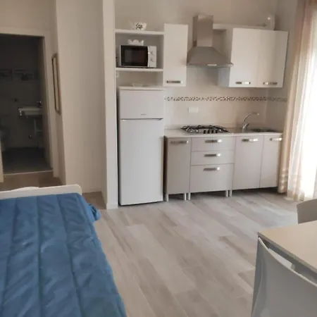 Lovely Flat Just A Short Walk To The Διαμέρισμα *